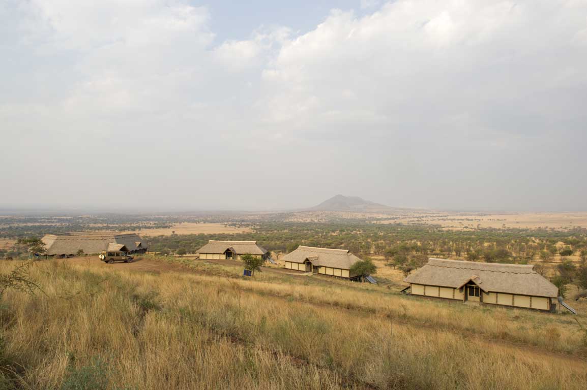 Masai Mara safari lodge landscape